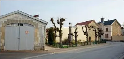 Notre balade prend fin à Saint-Germain-la-Ville. Commune de l'aire d'attraction Châlonnaise, elle se situe dans le département ...