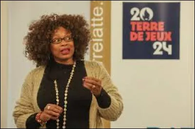 Quelle médaille est obtenue par Laura lors des JO de Sydney ?