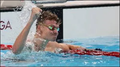 Qui Bob Bowman a-t-il entraîné avant Léon ?