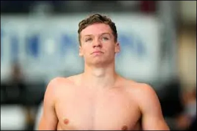 Quelle médaille a été obtenue par Léon en équipe lors de ces JO de Paris ?