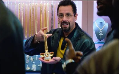 On entend l'actrice ... dans le rôle d'Anne, qui est la directrice des enchères, dans le film "Uncut Gems".