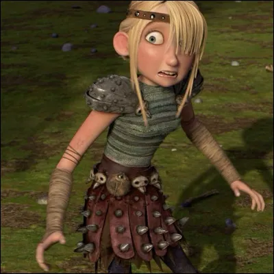 Harold est choisi par l'aîné du village pour tuer son premier dragon devant le village au complet. Il projette de fuir mais Astrid, jalouse et suspicieuse devant ses progrès fulgurants le suit et tombe nez à nez avec Krokmou. Que fait Harold pour la convaincre de ne pas en parler ?