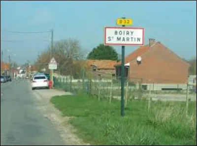 Nous sommes maintenant dans les Hauts-de-France, à l'entrée de Boiry-Saint-Martin. Village de l'aire d'attraction Arrageoise, il se situe dans le département ...