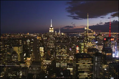 Quel chanteur est l'interprète du titre "Nuit" ?