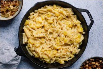 Si je vous dis "pomme de terre, fromage, oignons", vous me répondez...