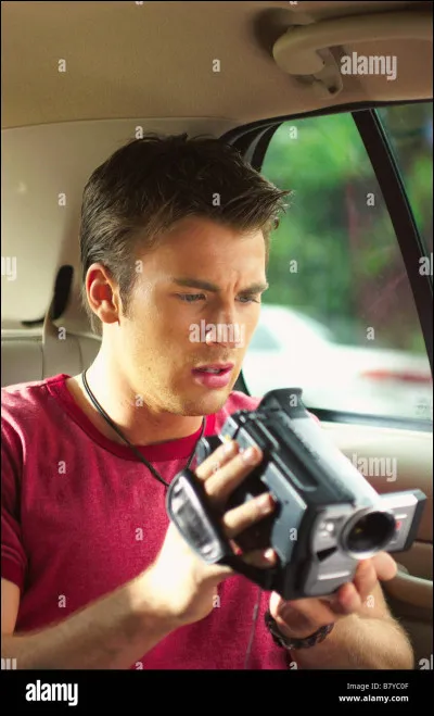 Quel réalisateur légendaire a créé la Panthère Rose pour les séquences d'ouverture du film de 1963 ?