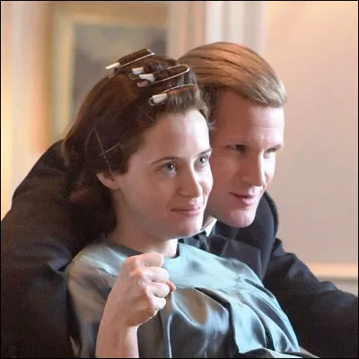 Dans quelle série télévisée apparaît ce couple ?