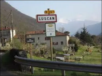 Petit village Haut-Garonnais de 46 habitants, Luscan se situe en région ...