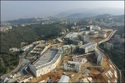 Le 20 septembre 1984, à Beyrouth au Liban, une ambassade est victime d'un attentat. Quelle ambassade était-ce ?