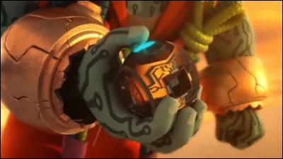 Au moment de le transformer en super-vilain, le Papillon demande à Mike Rochip de lui apporter le sabre de Lafayette. Mike Rochip lui demande sil ne veut pas plutôt autre chose. Quelle est cette autre chose ?