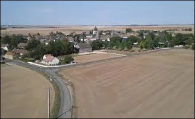 Nous terminons notre balade dans la Beauce, à Séris. Nous sommes en région ...