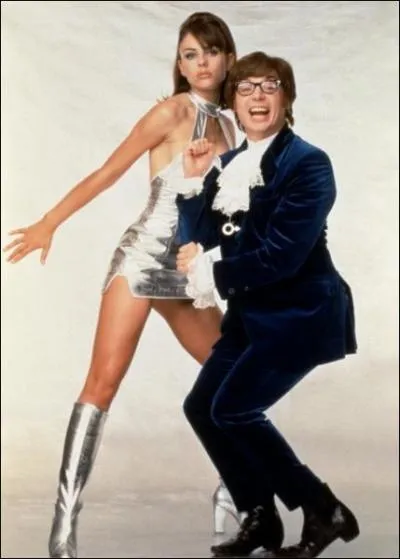 Dans quel film Austin Powers est-il assist de Vanessa Kensington ?