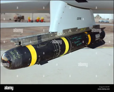 &Agrave; quelle vitesse vole le missile am&eacute;ricain "AGM-114 Hellfire" ?