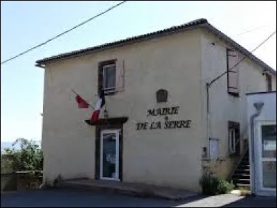 Village Aveyronnais, dans le parc naturel régional des Grand Causses, La Serre se situe dans l'ex région ...