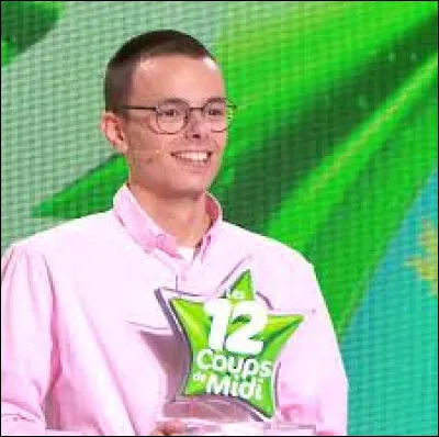 Télévision - Quel est le prénom du plus grand maître de midi dans le jeu "Les 12 Coups de midi" ?