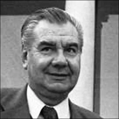 Quel parc de loisirs ouvert en 1987 a &eacute;t&eacute; imagin&eacute; par Ren&eacute; Monory, alors pr&eacute;sident du Conseil g&eacute;n&eacute;ral de la Vienne ?