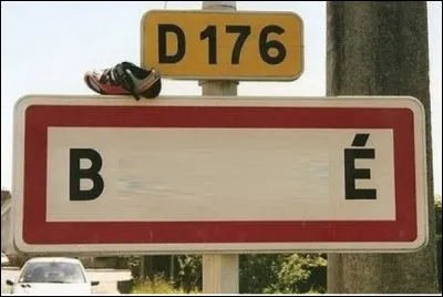 Quelle est cette commune du département du Loir-et-Cher connue pour ses carrières de pierres à bâtir ?