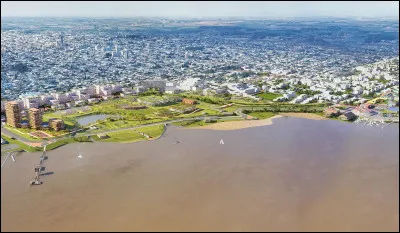 Dans quel pays se trouve Paysandu, ville de 90 000 habitants ?