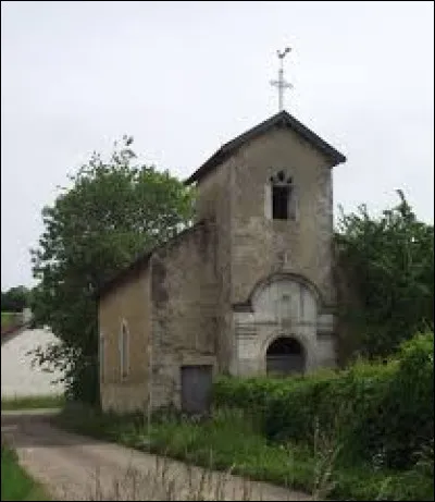 Nous sommes en Lorraine, devant la chapelle Saint-Nicolas, à Graux. Ancienne commune de l'arrondissement de Neufchâteau, elle se situe dans le département ...
