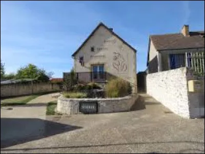 Village de l'arrondissement de Mamers, Saint-Longis se trouve dans le département ...