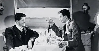 Quel est ce film d'Alfred Hitchcock sorti en 1952 ?