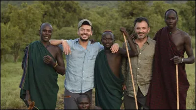 Qui a présenté l'émission "Rendez-vous en terre inconnue" de 2004 à 2018 ?