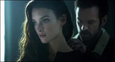 Quel acteur donne la réplique à Charlotte Le Bon et Jalil Lespert dans le film "Iris", sorti en 2016 ?