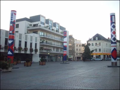 Ces personnalités sont nées dans l'Indre, sauf une :