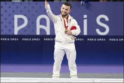 Dans quel sport Charles Noakes est-il devenu champion paralympique en 2024 ?