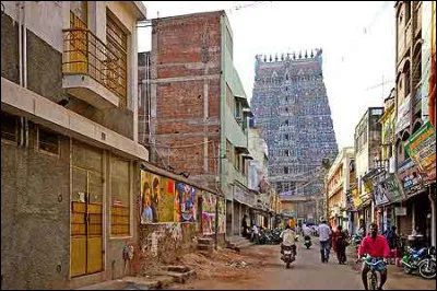Dans quel pays se trouve Madurai, ville de 1,4 million d'habitants ?
