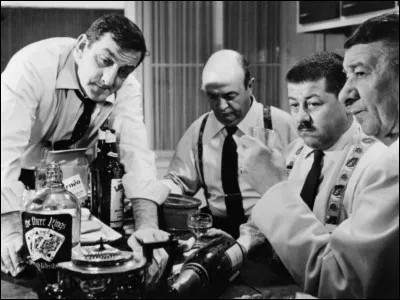 Complétez cette célèbre réplique des "Tontons flingueurs" : "On est quand même pas venus pour beurrer...".