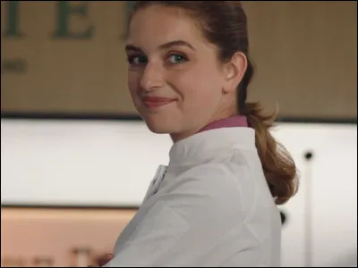 Carla a été kidnappée durant son enfance. (Ici tout commence)