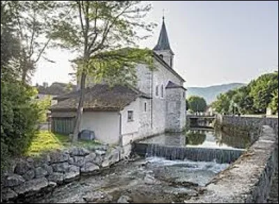 Je vous emmène au bord du Job, près de l'église Notre-Dame-du-Mont-Carmel, à Izaut-de-l'Hôtel. Village de l'arrondissement de Saint-Gaudens, il se situe dans le département ...