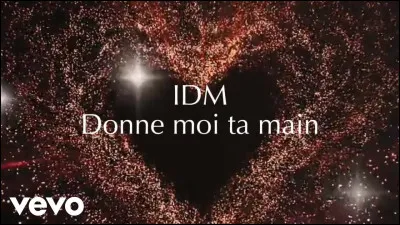 À quelle chanteuse doit-on les paroles suivantes : "Donne-moi ta main, et prends la mienne" ?