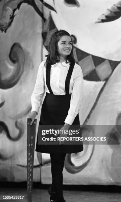 De quelle année date sa chanson "une fleur" ?