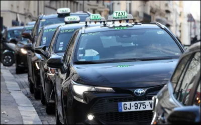 Combien y avait-il de taxis à Paris en 2022 (sans compter les VTC) ?