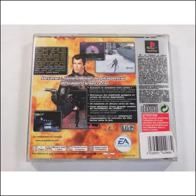 "Demain ne meurt jamais" est un film joué par Roger Moore.