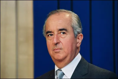 Avant lui, Edouard Balladur, nommé premier ministre en 1993 était alors