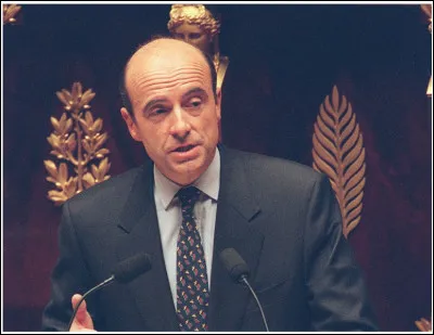 Son successeur Alain Juppé était en mai 1995