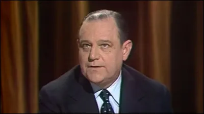 Avant eux, Raymond Barre, lorsqu'il est nommé premier ministre en 1976 par Giscard d'Estaing, est alors