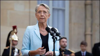 Avant lui Elisabeth Borne, lorsqu'elle devient premier ministre en mai 2022, était ...
