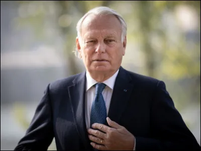 Choisi par Hollande en 2012, Jean-Marc Ayrault est alors ...