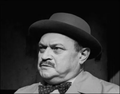 Qui est cet acteur qui joue le rôle principal dans le film ''Sur le banc'' ?