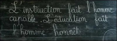 Quel rituel démarrait la classe ?