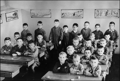 Qu'exigeait la maitresse pour avoir la concentration durant la lecture où la récitation ?