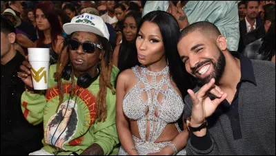 Mais qui devait le faire à sa place après avoir changé à la dernière minute ?