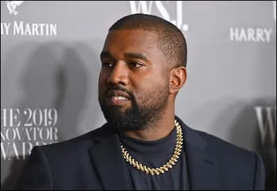 Quel est le nouveau nom que s'est donné le rappeur Kanye West ?