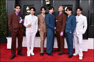 Le noir fait partie des couleurs préférées de Jungkook.