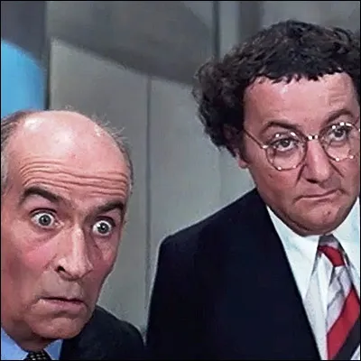 Dans quel film Coluche joue-t-il le fils de Louis de Fun&egrave;s ?