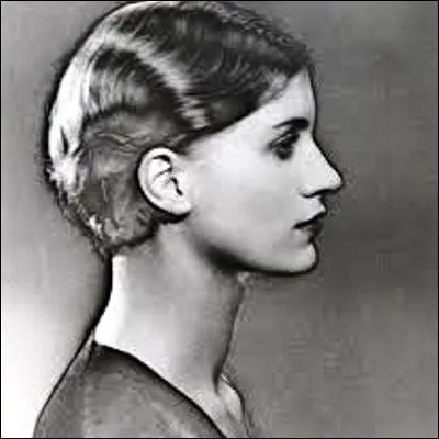 Quel photographe, repr&eacute;sentant du surr&eacute;alisme, a invent&eacute; le proc&eacute;d&eacute; de solarisation qui permet d�inverser les tonalit&eacute;s d�une photographie ?